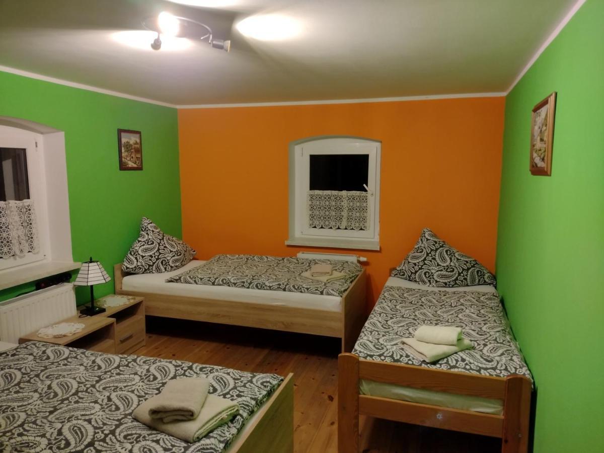 Pokoje Goscinne Ostoja Mirsk Exterior foto