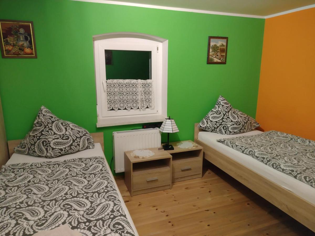 Pokoje Goscinne Ostoja Mirsk Exterior foto