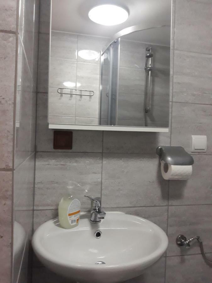 Pokoje Goscinne Ostoja Mirsk Exterior foto